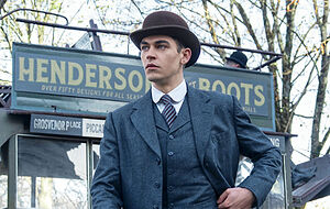 El joven Sherlock: Prime Video fija su estreno y muestra el primer avance de la serie de Guy Ritchie