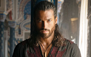 Telecinco estrena hoy Sandokán con Can Yaman: reparto, cuántos capítulos tiene y la bendición de Kabir Bedi