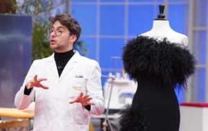 Lluís gana Maestros de la costura 5 con un vestido inspirado en un cisne negro