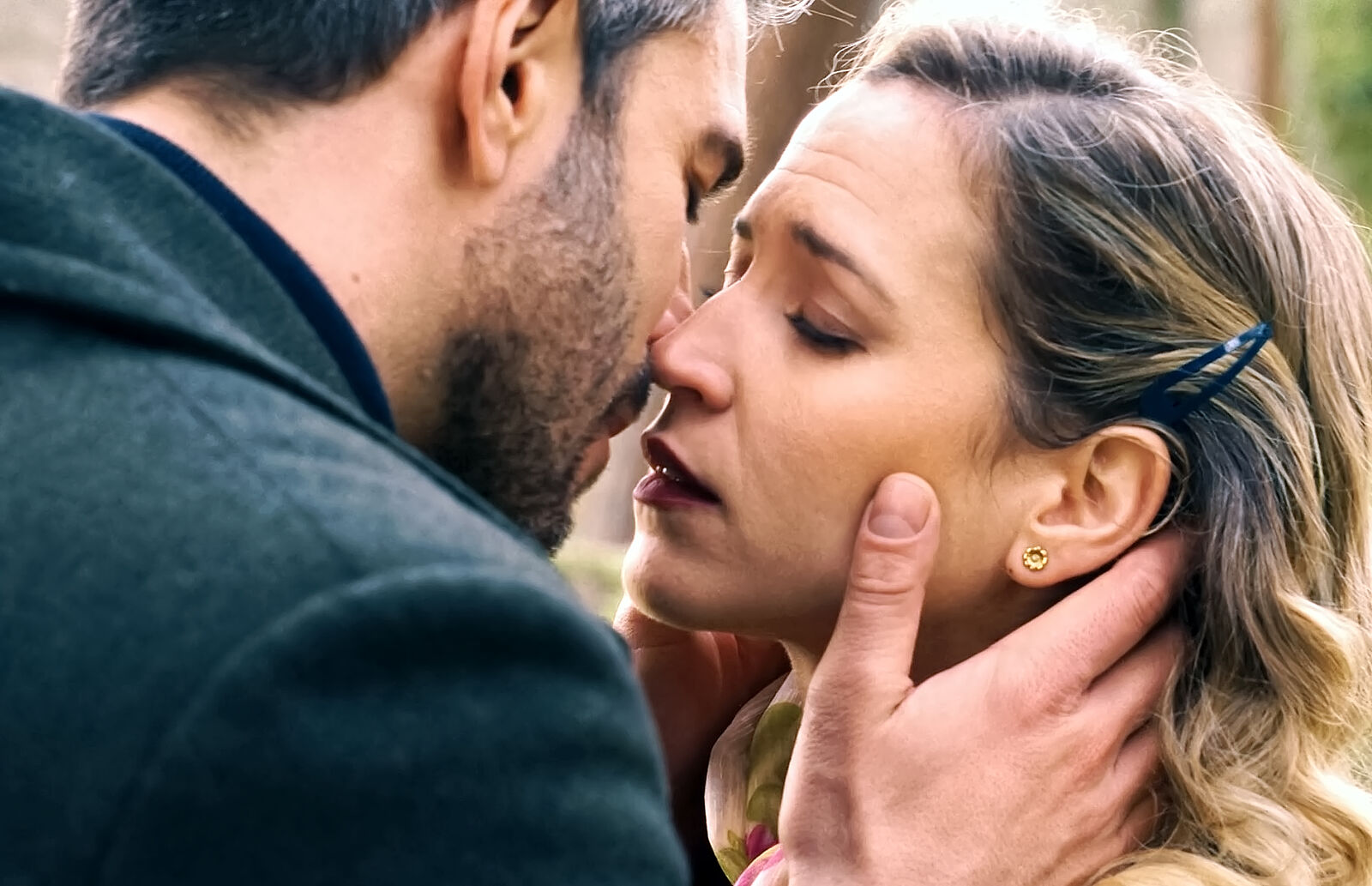 Avance “Sueños de libertad”: Andrés y Valentina se besan y Miguel ...