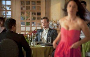 El Mentalista, T6, capítulo 22: Jane confiesa su amor por Lisbon y ésta debe decidir entre Pike y Jane