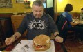 “Pesadilla en la cocina”: Alberto Chicote ante una hamburguesa de 1 kilo y el cocinero más hostil