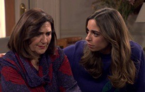 Amar es para siempre: Carmen confiesa a Coral que Uriarte es el padre de Raúl, en el capítulo del martes 3 de mayo