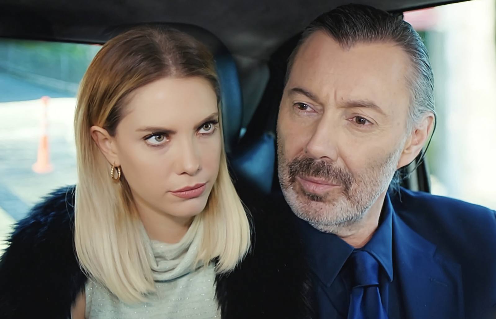 Nadir amenaza a Yildiz con matar a Halit, en Pecado original