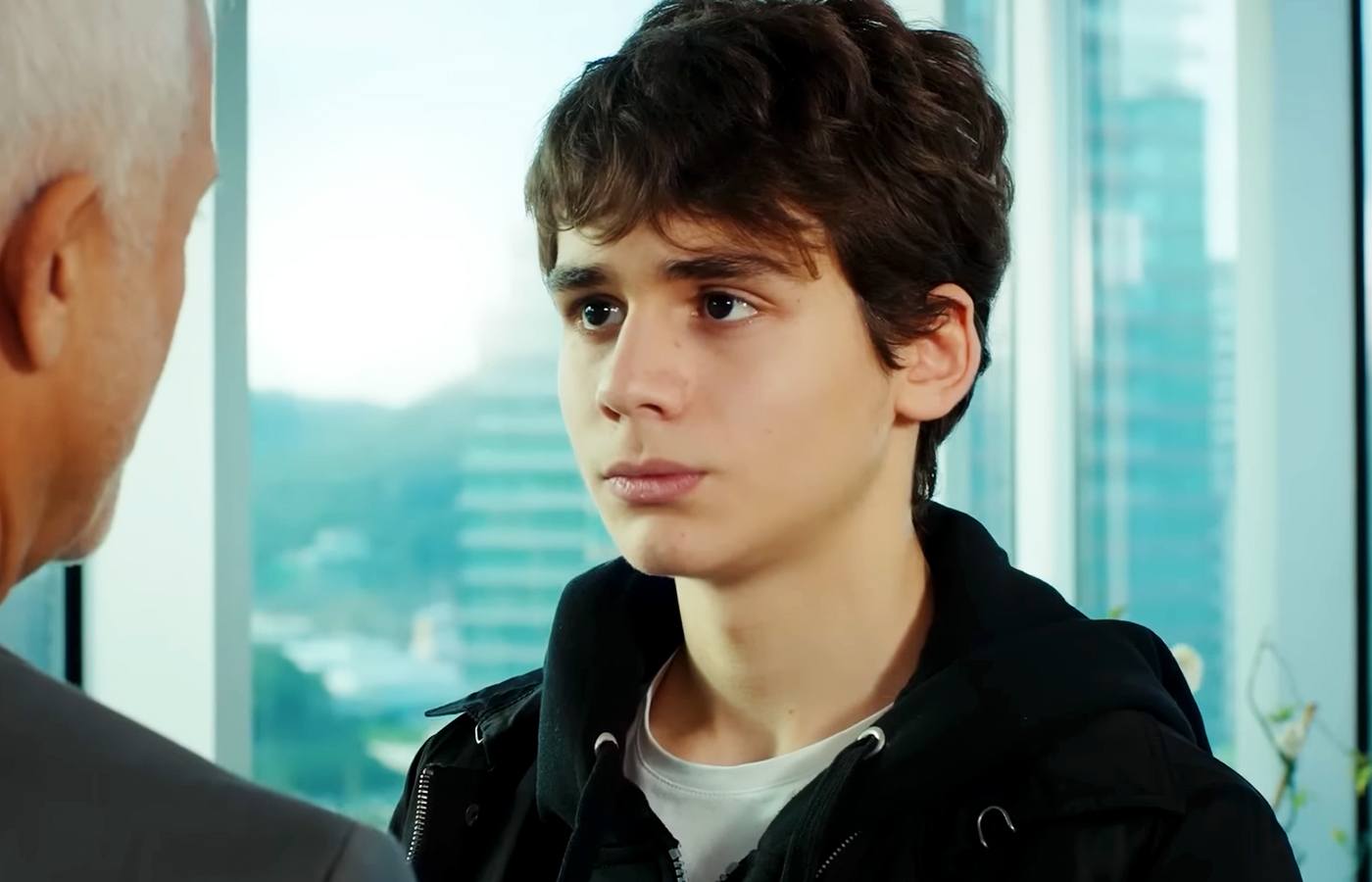 Erim se enfrenta a Halit en Pecado original