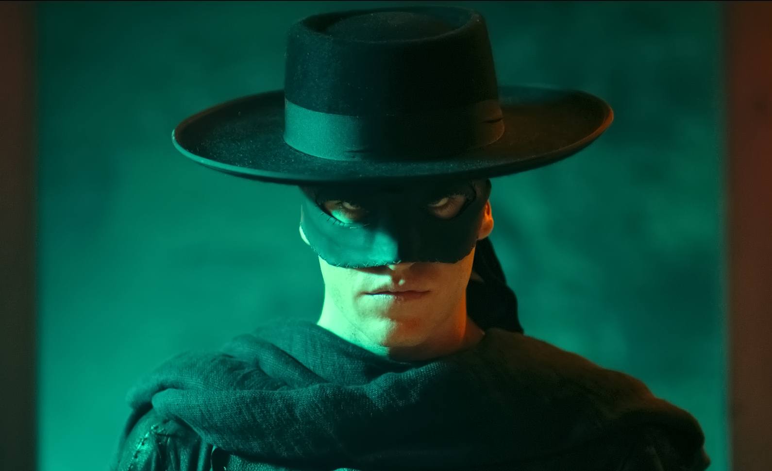 Miguel Bernardeau da vida a Diego de la Vega en la serie Zorro