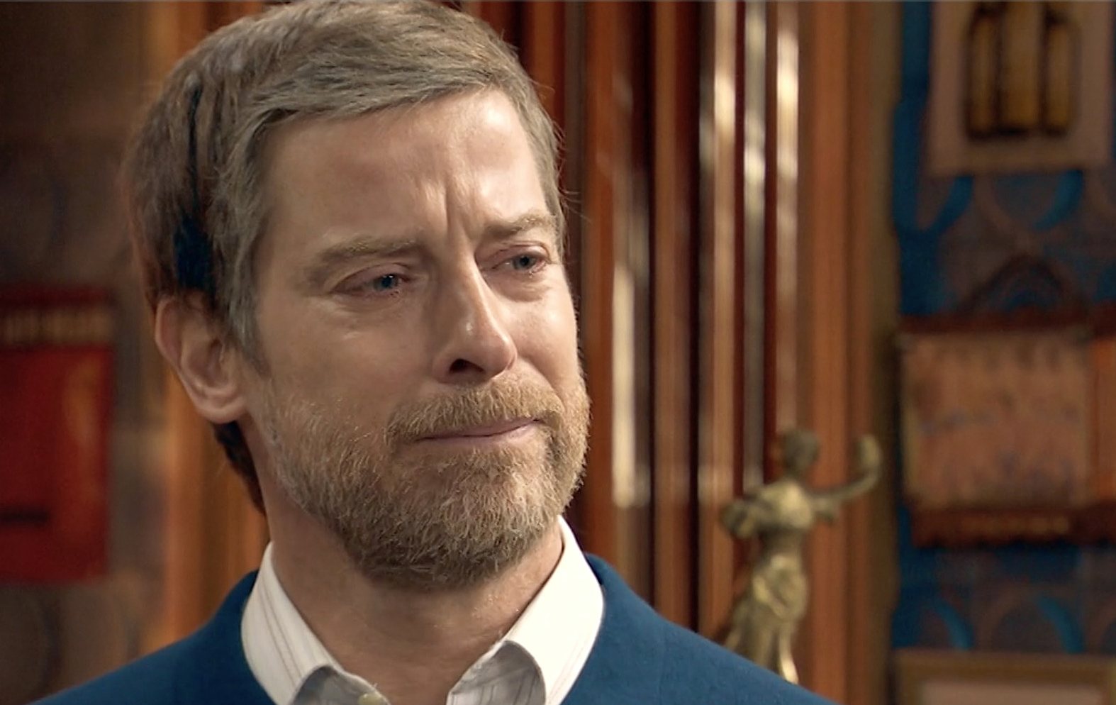 Sin Pelayo, Marcelino no se siente capaz de seguir al frente de El Asturiano, en el gran final de Amar es para siempre