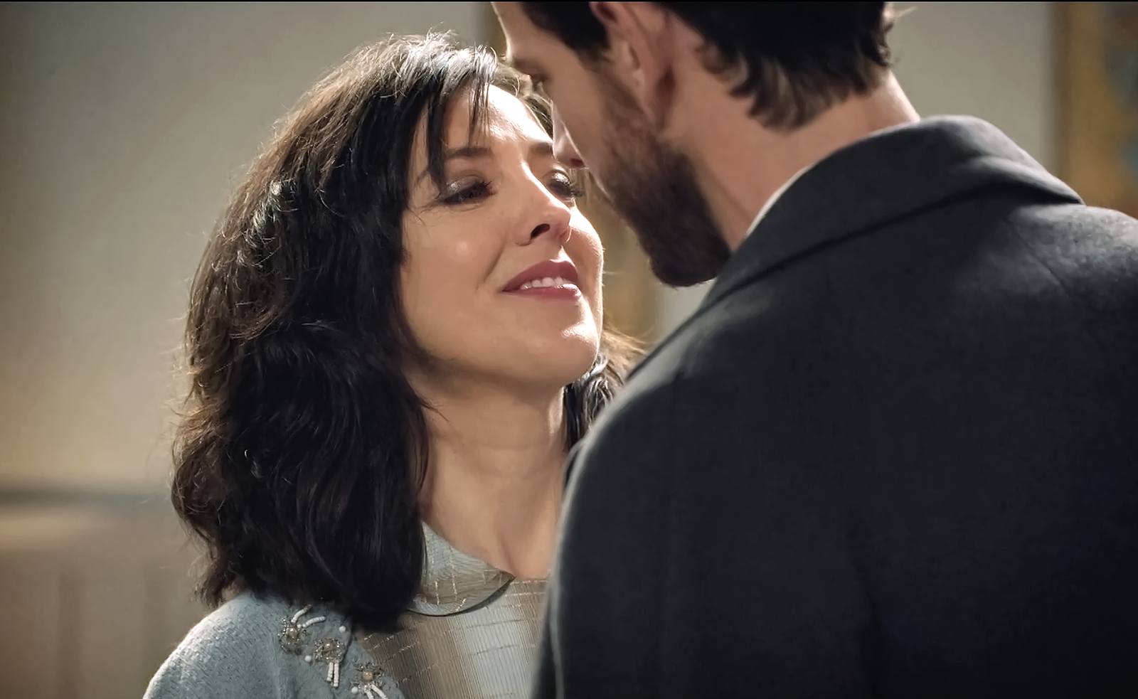 Luz y Luis se dan su primer beso de amor, en Sueños de libertad