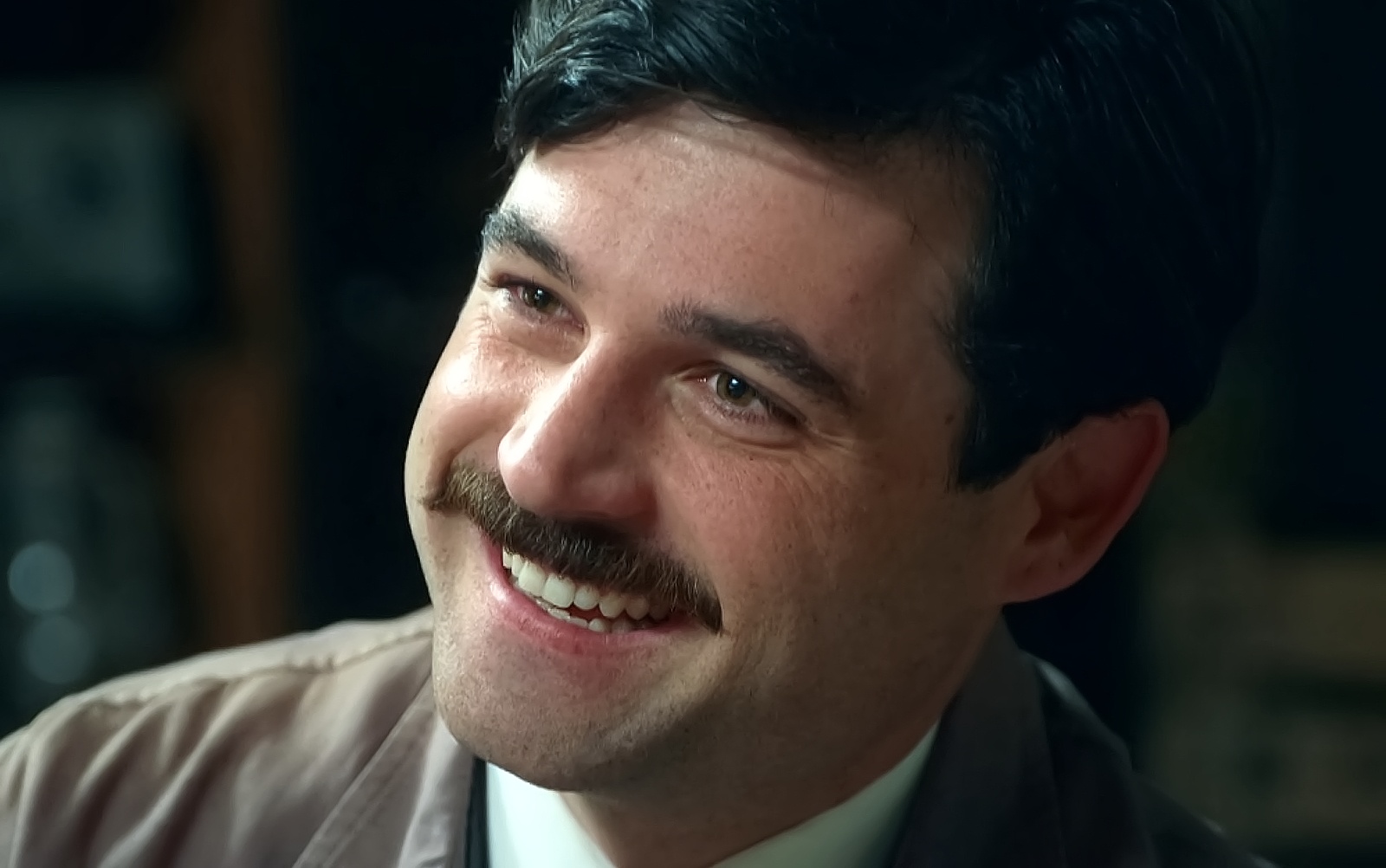 Manuel, interpretado por Arturo García Sancho, es el protagonista de La Promesa