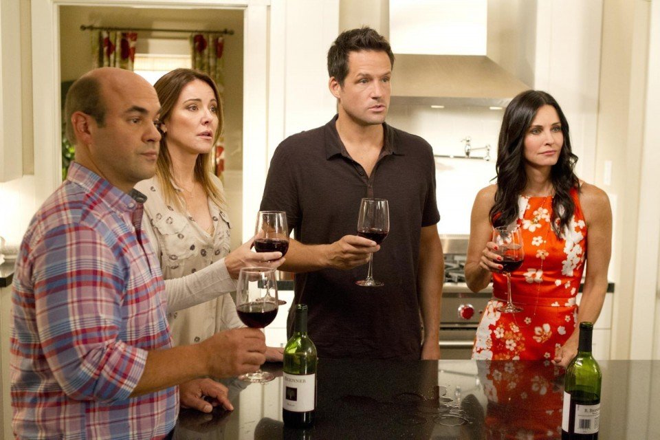Cosmopolitan estrena la cuarta temporada de Cougar Town