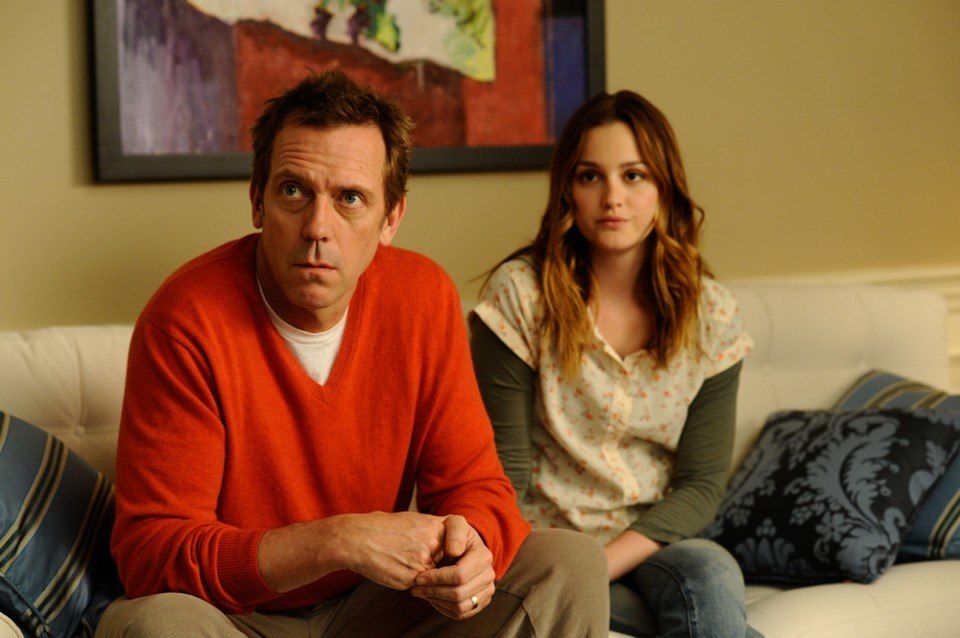 Hugh Laurie y Leighton Meester en La hija de mi mejor amigo