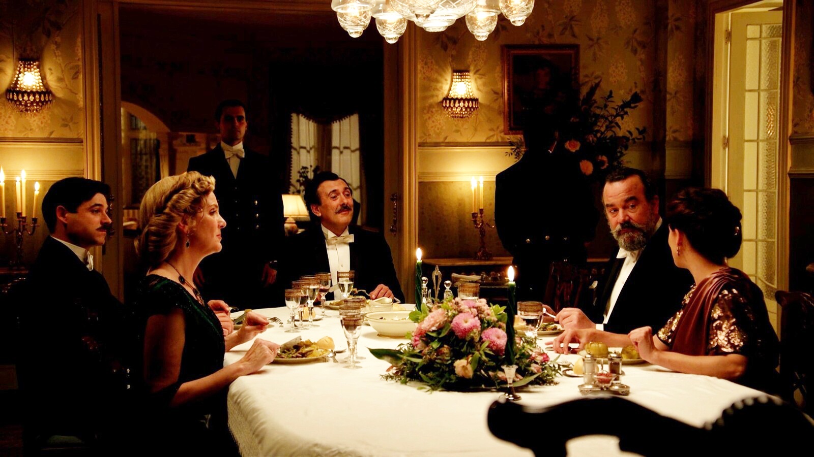 Cena en familia en La Promesa