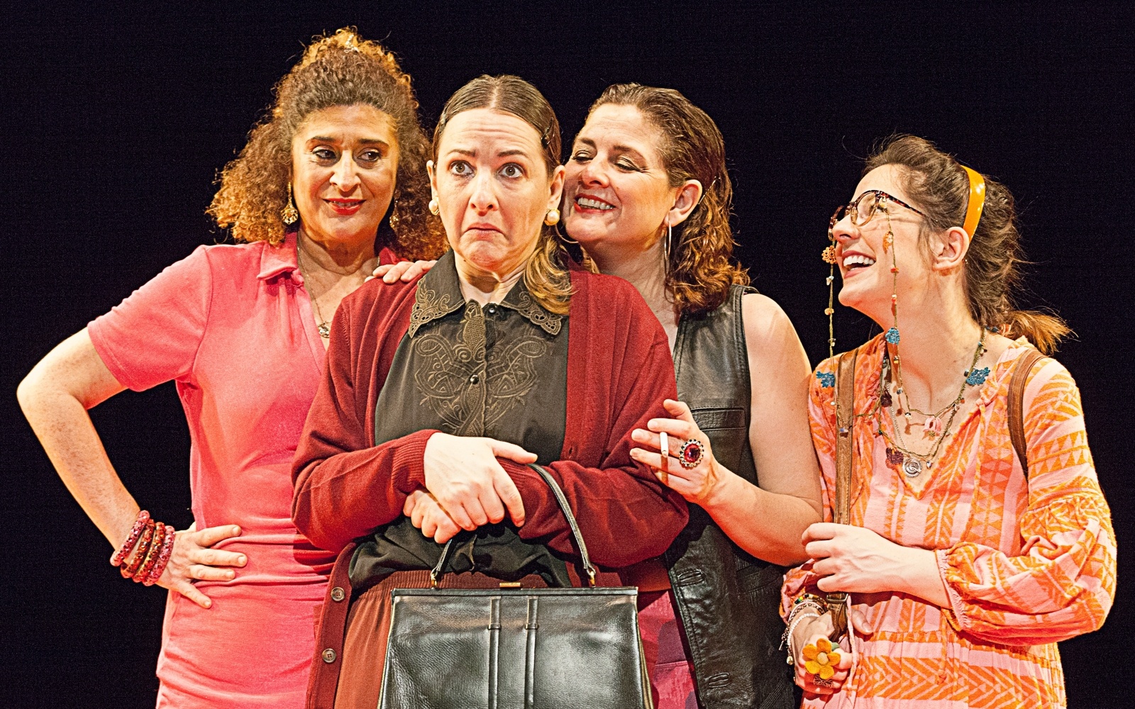Las Niñas de Cádiz, compañía teatral de Teresa Quintero, Candela en La Promesa