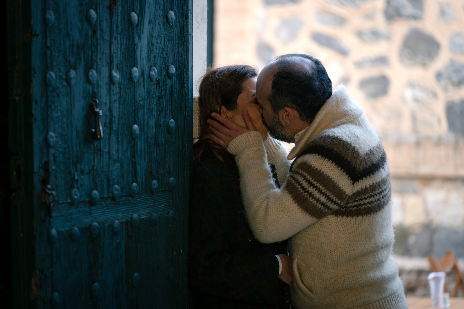 Manuela y Gaspar se dan su primer beso, en Sueños de libertad