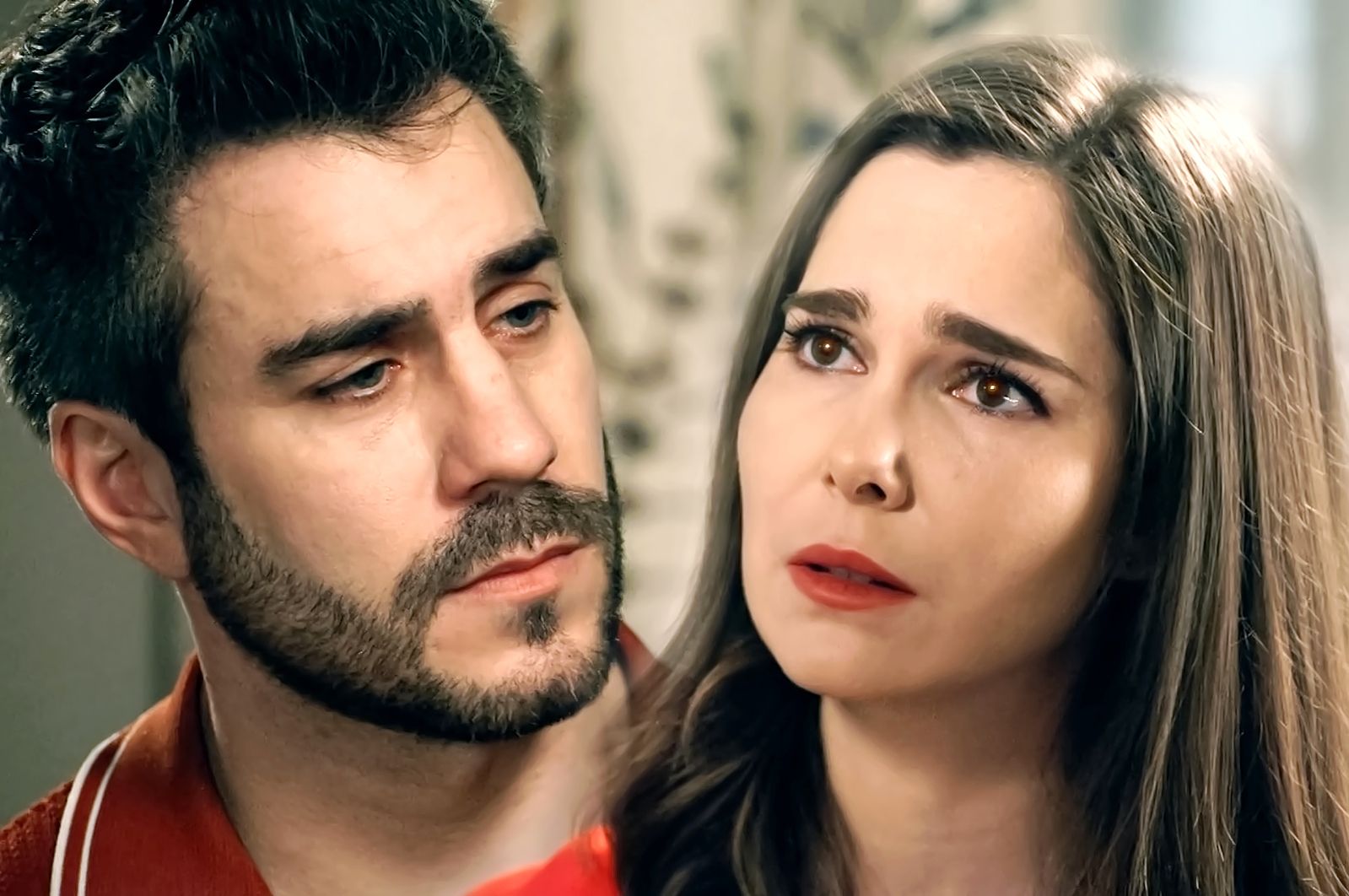 Andrés le dice a Begoña que haga su vida en Sueños de libertad