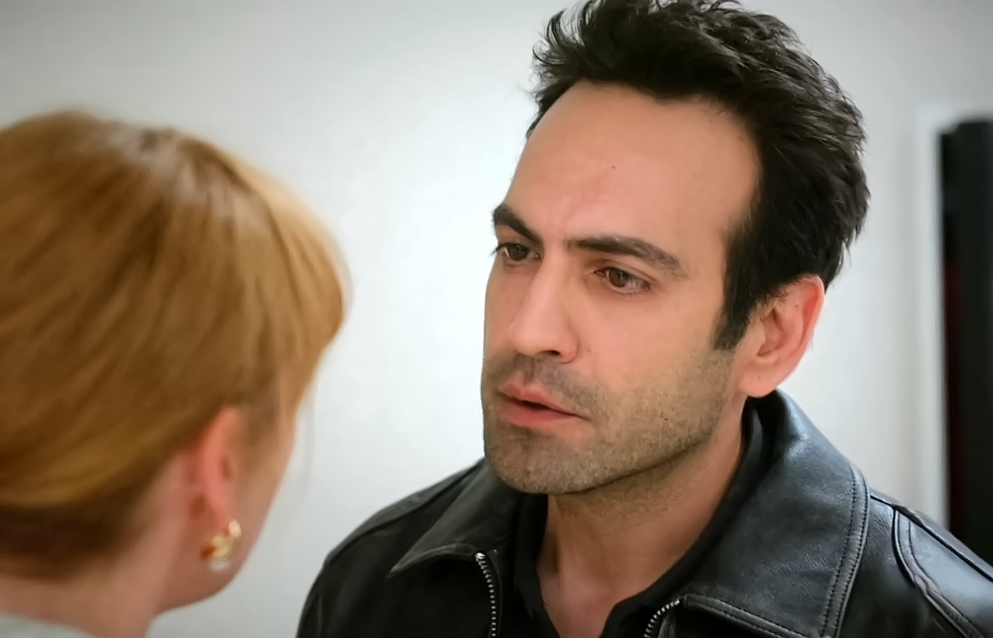 Bahar y Evren discuten en Renacer