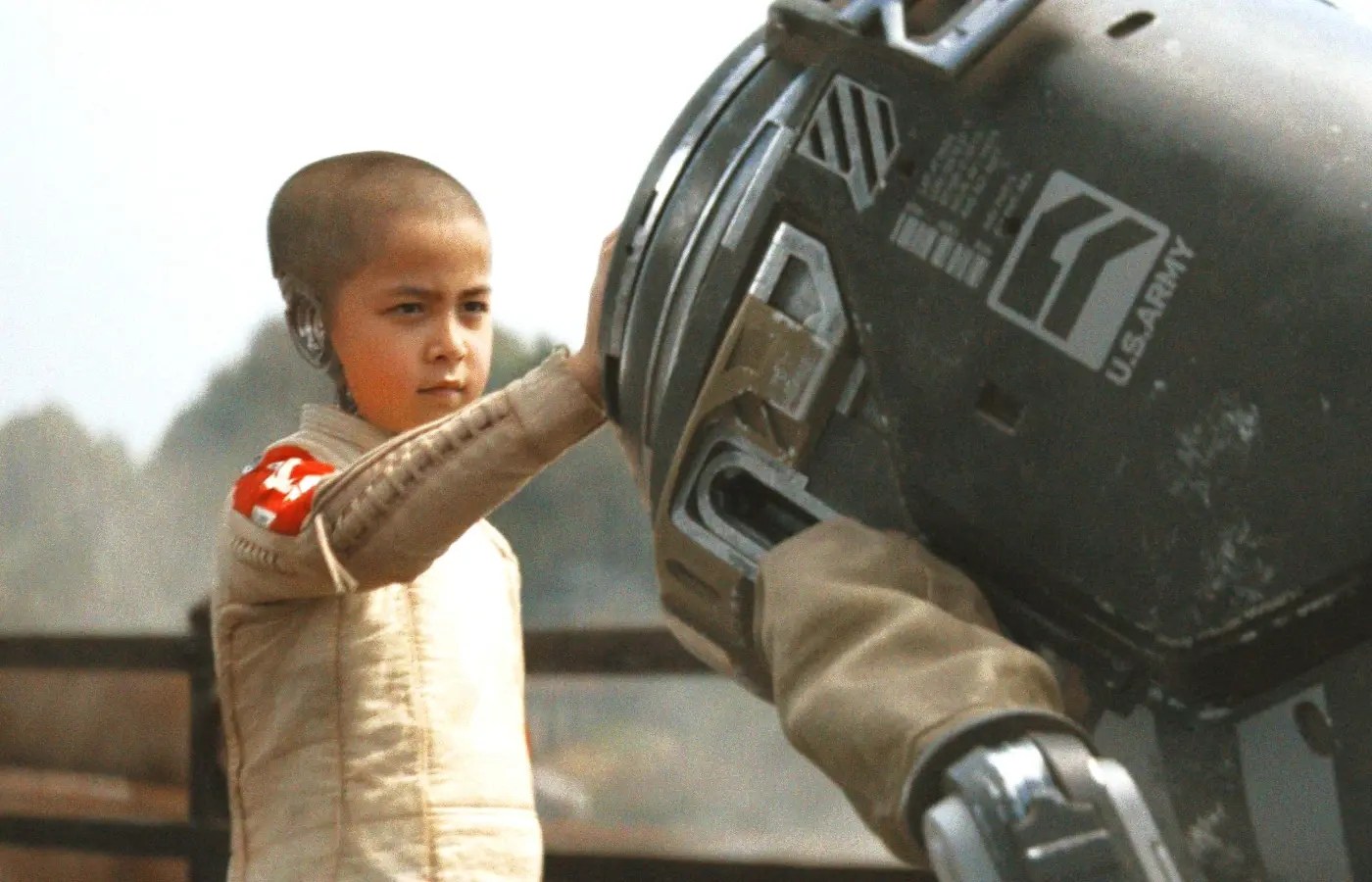 La IA se rebela contra los humanos en la película The Creator