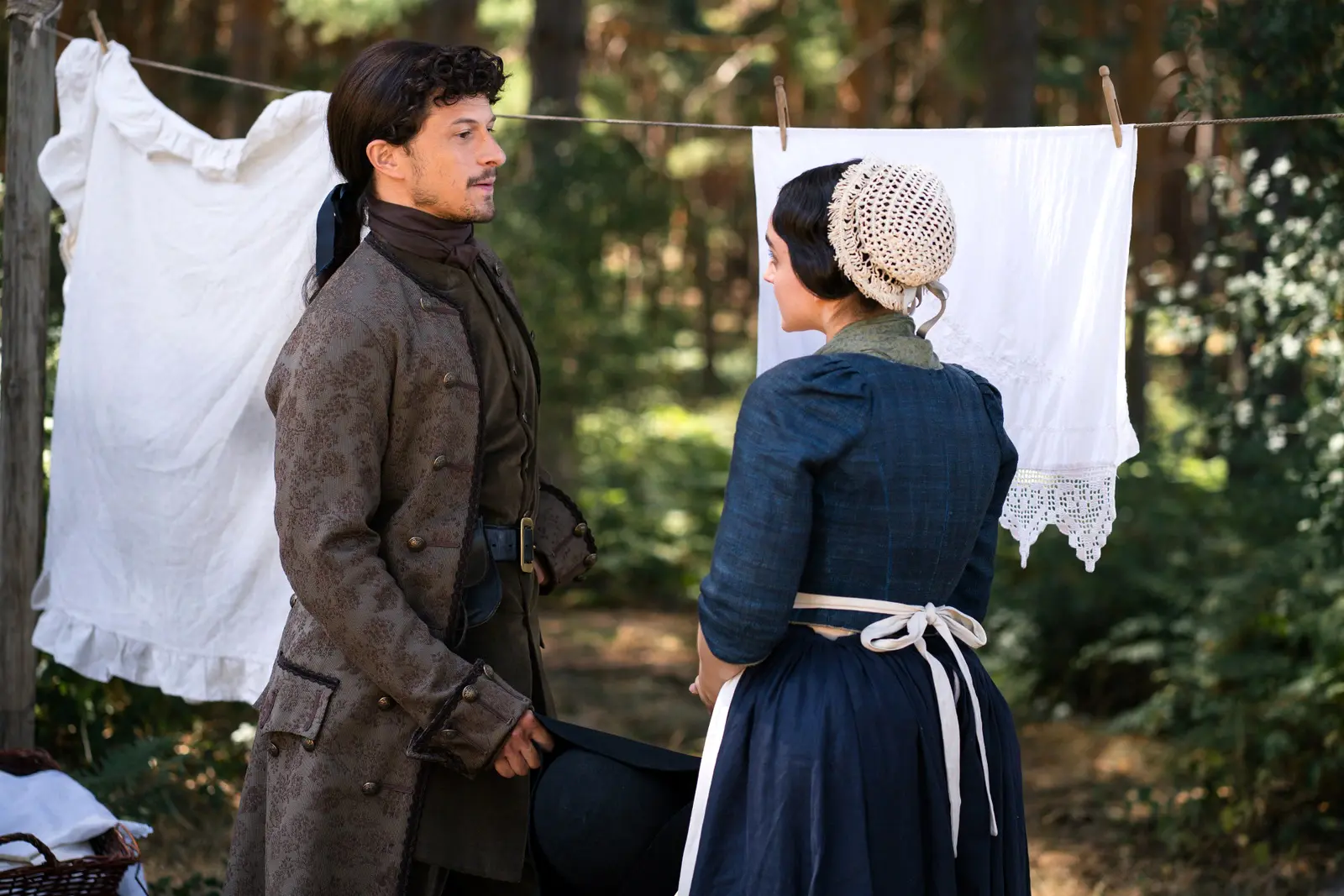 Alguien descubre el romance de Atanasio y Matilde en el capítulo 293 de Valle Salvaje