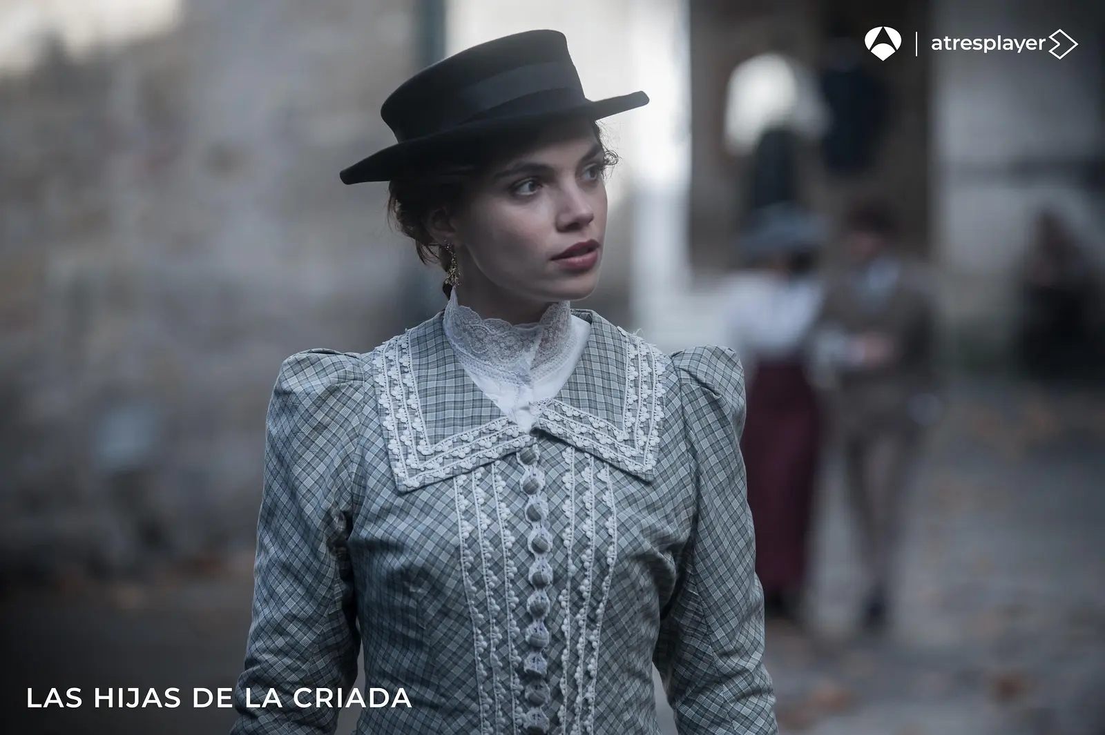 Martina Cariddi es Catalina Valdés en Las hijas de la criada