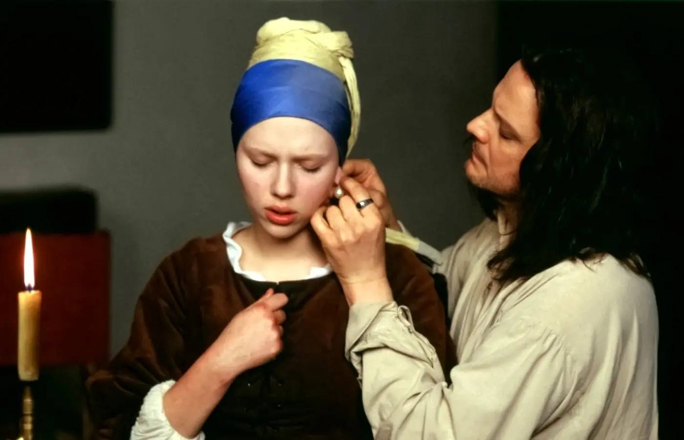 La película La joven de la perla acerca del pintor Johannes Vermeer
