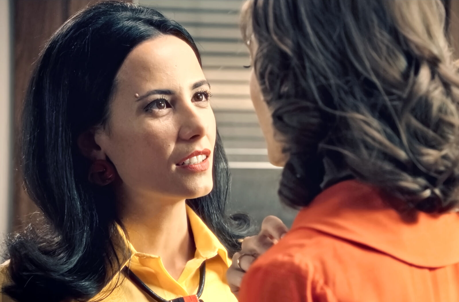 Cloe y Marta se besan en Sueños de libertad