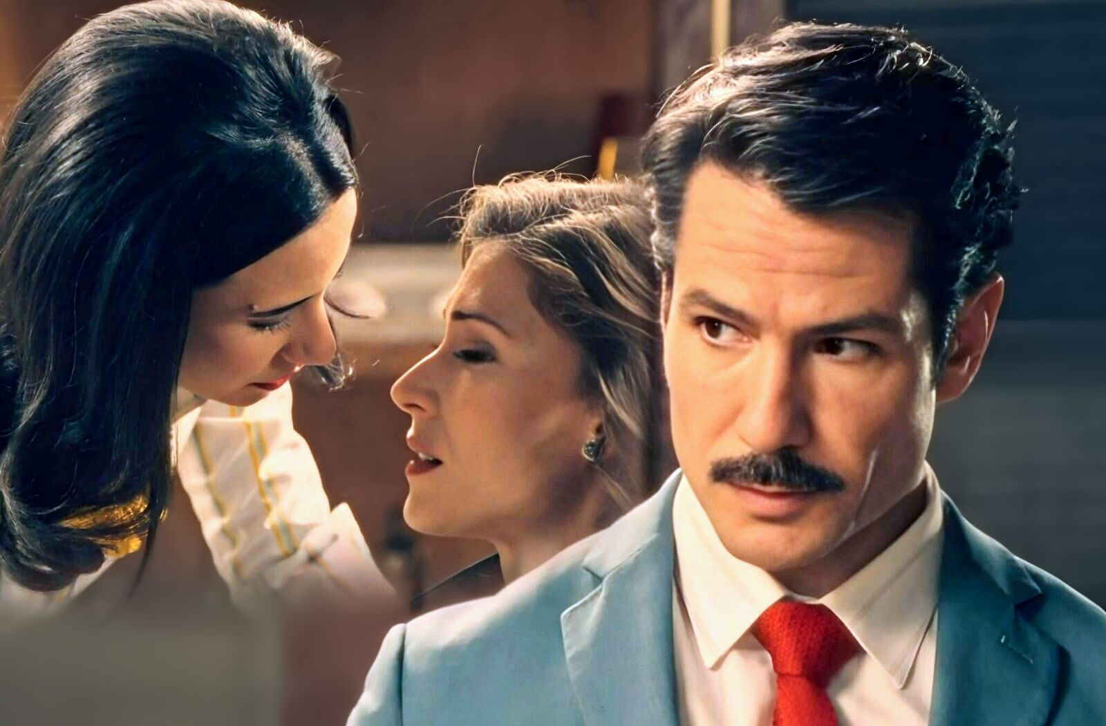 Pelayo interrumpe a Cloe y Marta en Sueños de libertad