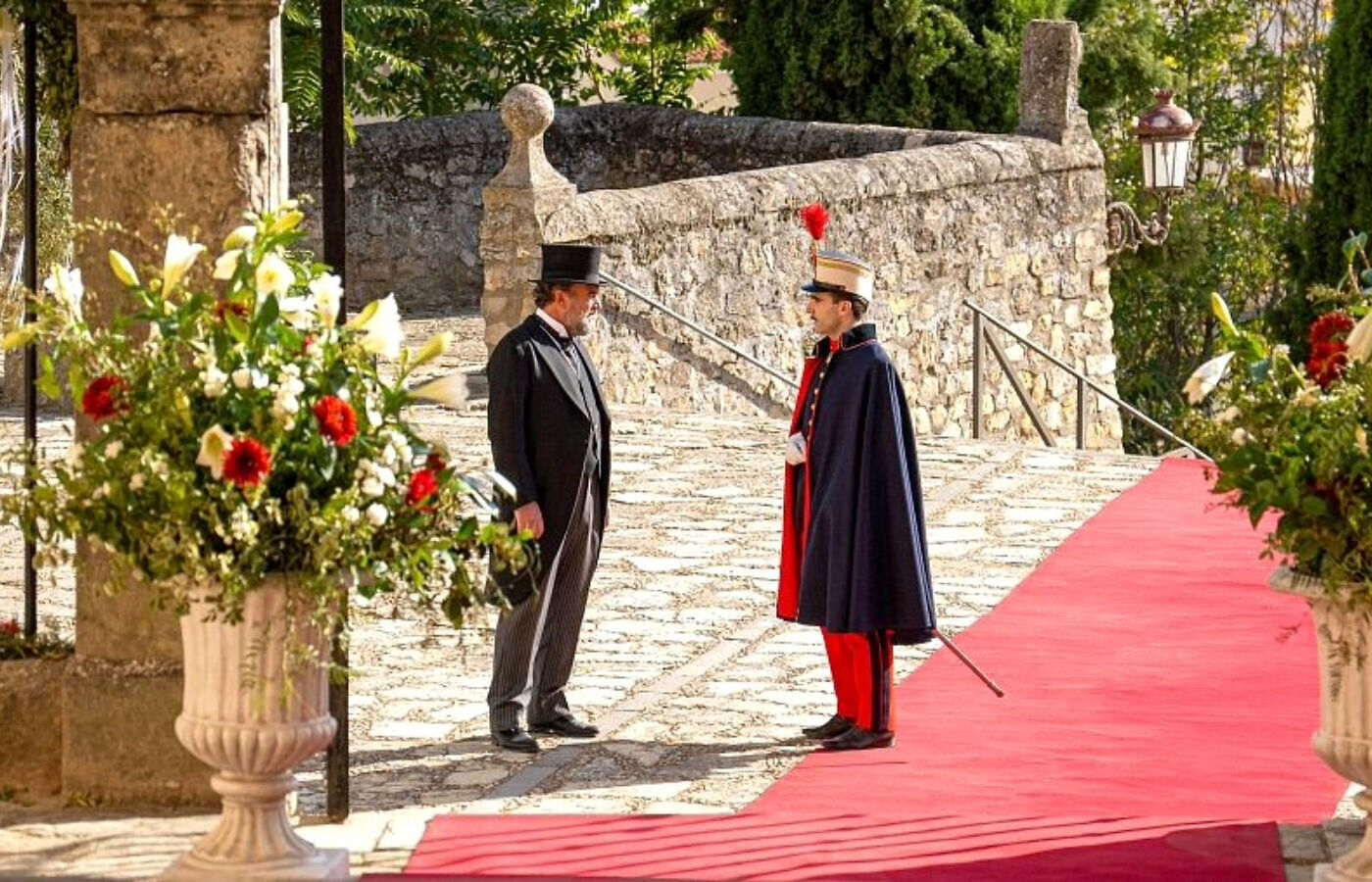 Alonso y Lorenzo el día de la boda en La Promesa