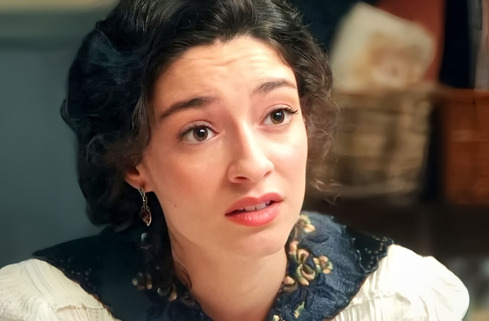 Ángela se enfrenta al psiquiatra en La Promesa