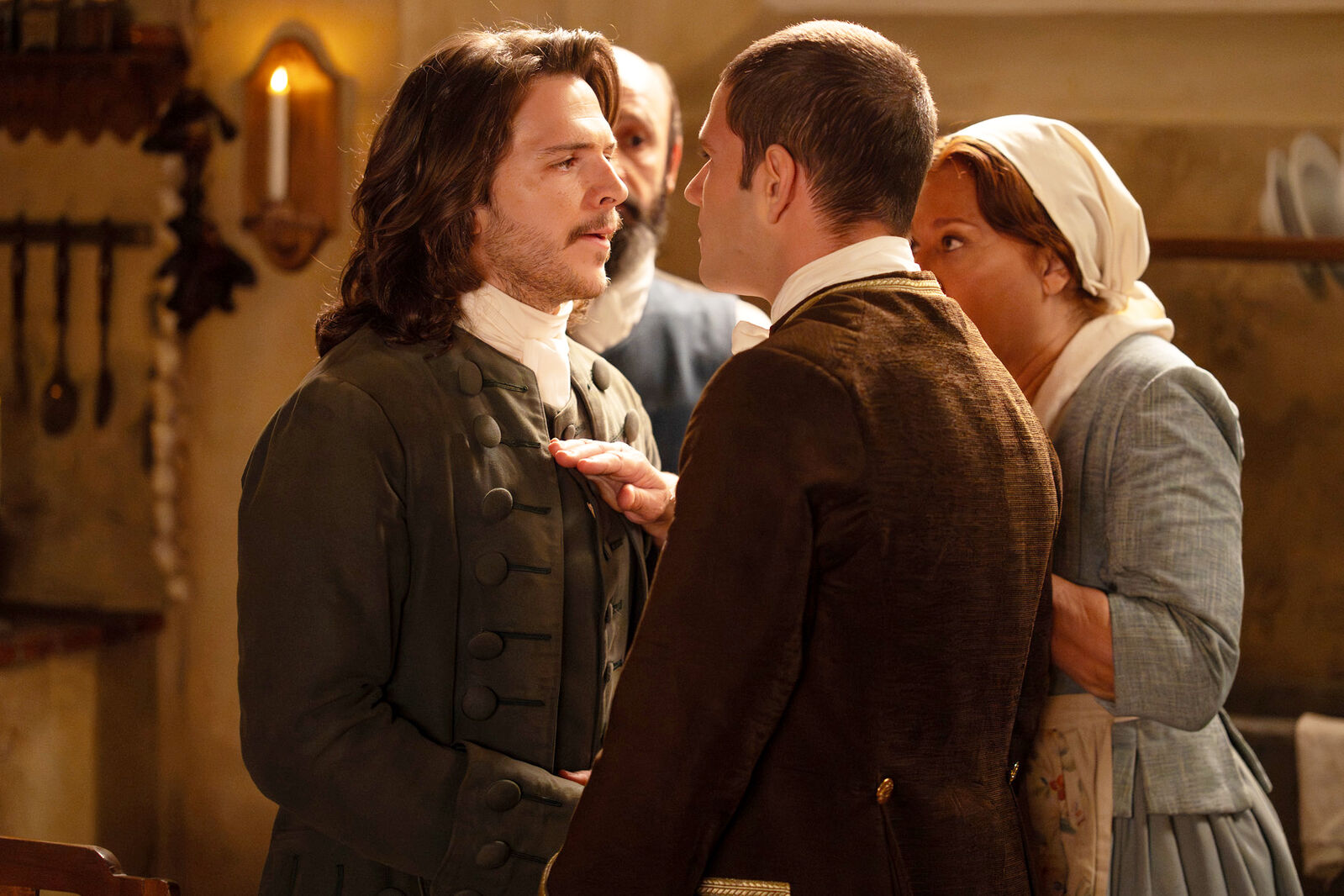 Martín y Francisco, a punto de llegar a las manos en presencia de Amadeo y Eva en el capítulo 333 de Valle Salvaje