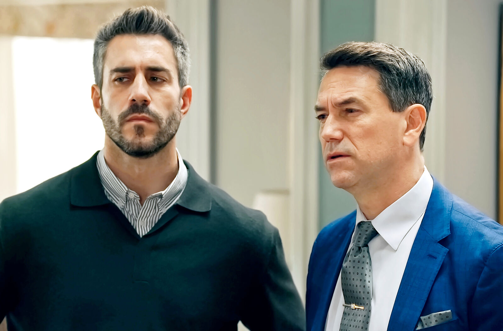 Andrés y Gabriel se despiden de María en Sueños de libertad
