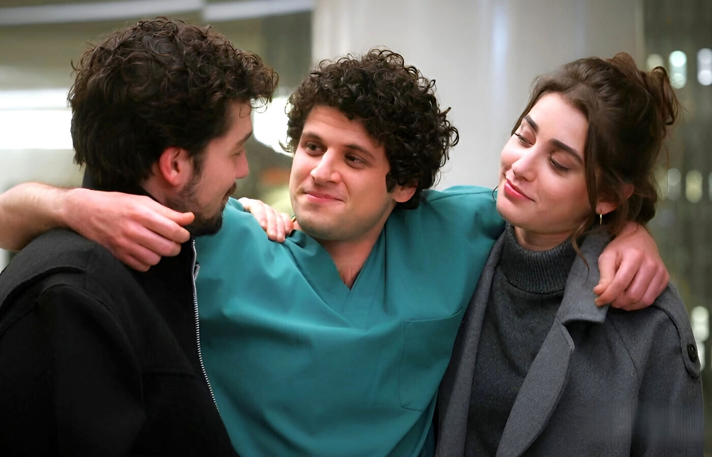 Doruk celebra la amistad entre Uras y Seren en Renacer