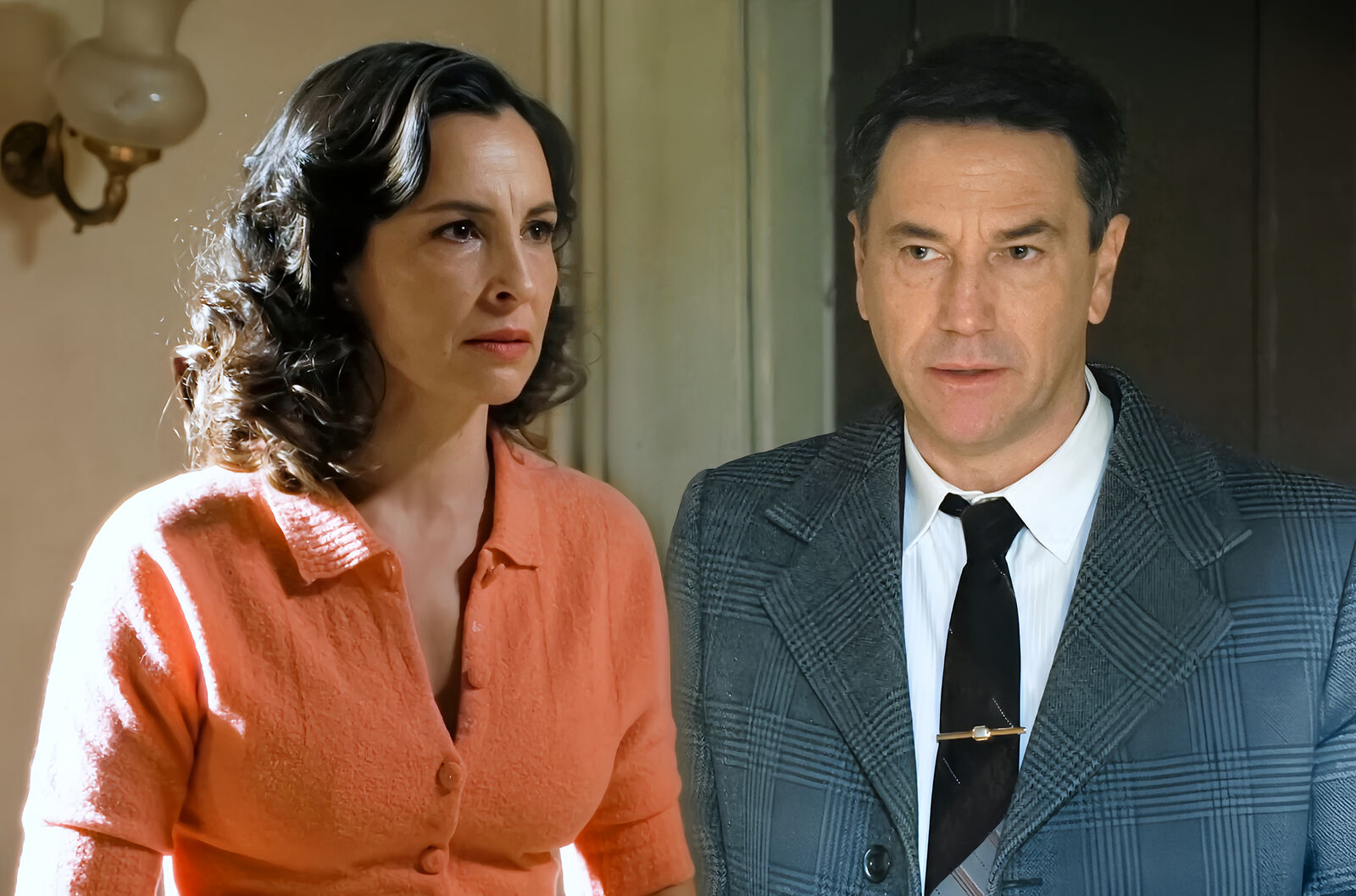 Gabriel intenta jugársela a Beatriz en Sueños de libertad