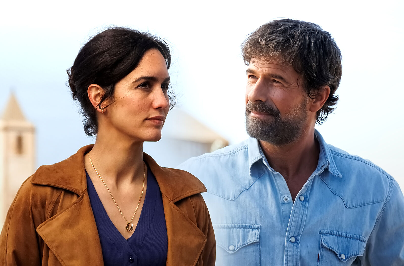 Megan Montaner y Rodolfo Sancho protagonizan la segunda temporada de Entre tierras