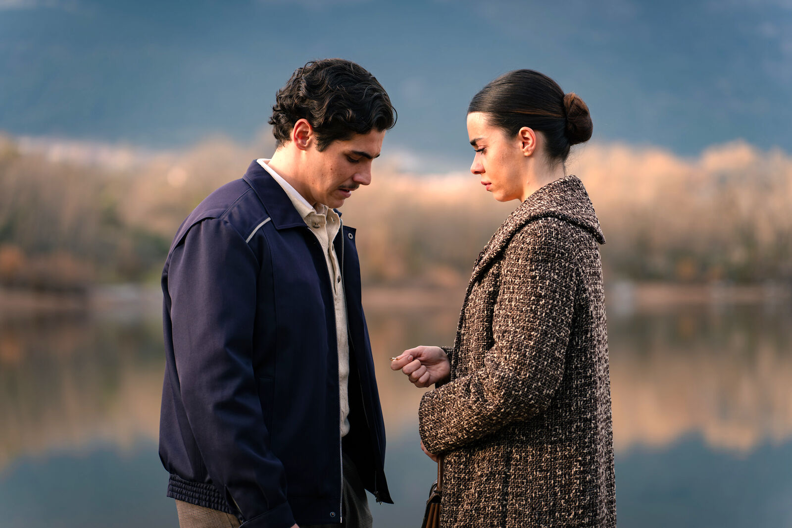 Paula rompe con Ángel en Sueños de libertad