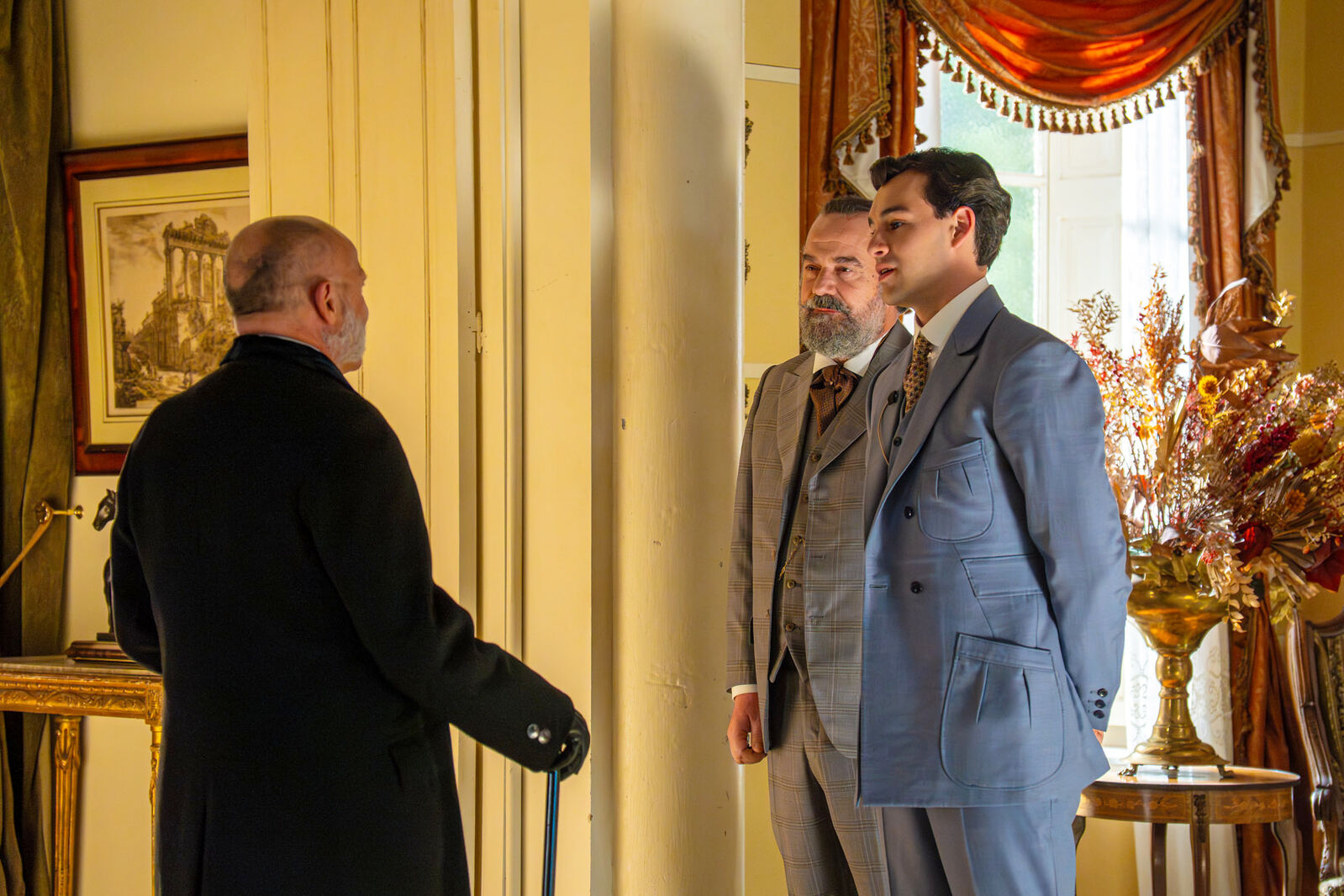 La estancia del duque de Salvatierra en palacio llega a su fin en La Promesa