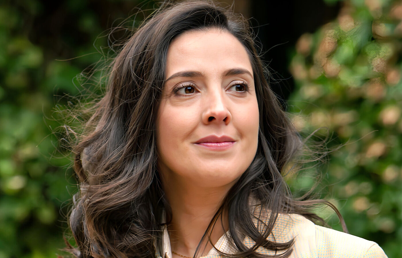 Carolina Lapausa como Luz en Sueños de libertad