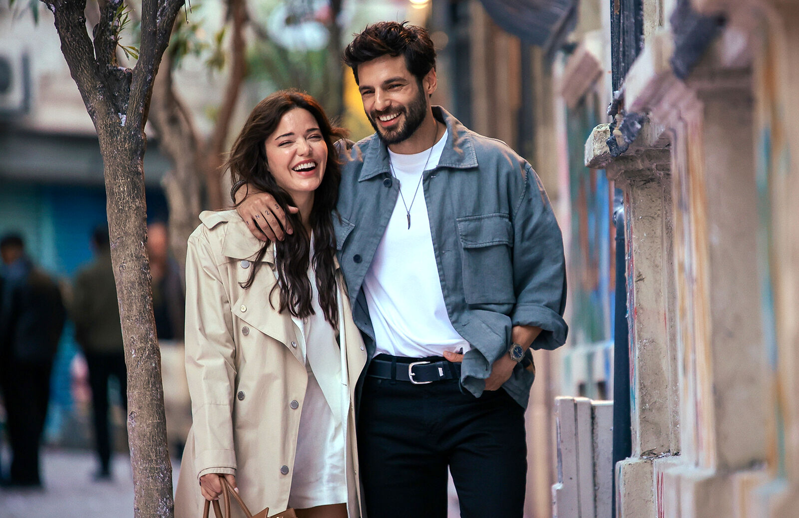 Hilal Altınbilek y Serkan Çayoğlu protagonistas de Öngörü