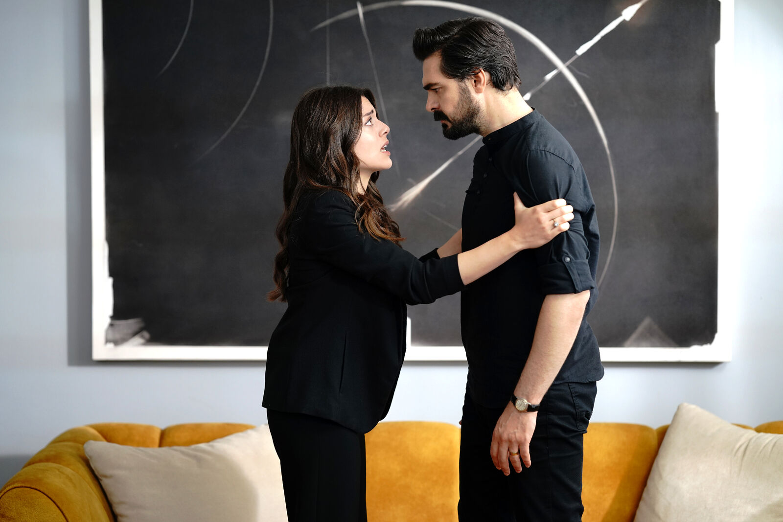 Sıla Türkoğlu y Halil İbrahim Ceyhan protagonizan las primeras temporadas de Emanet
