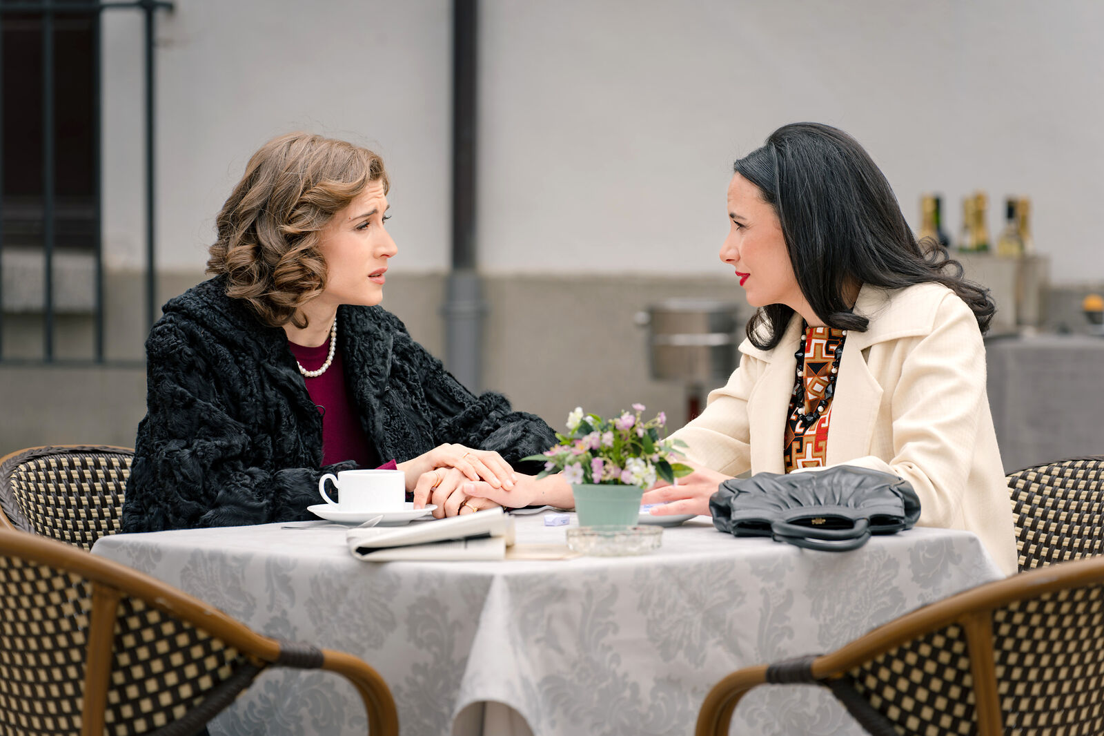 Marta y Cloe hablan sobre el futuro de la perfumera en Sueños de libertad