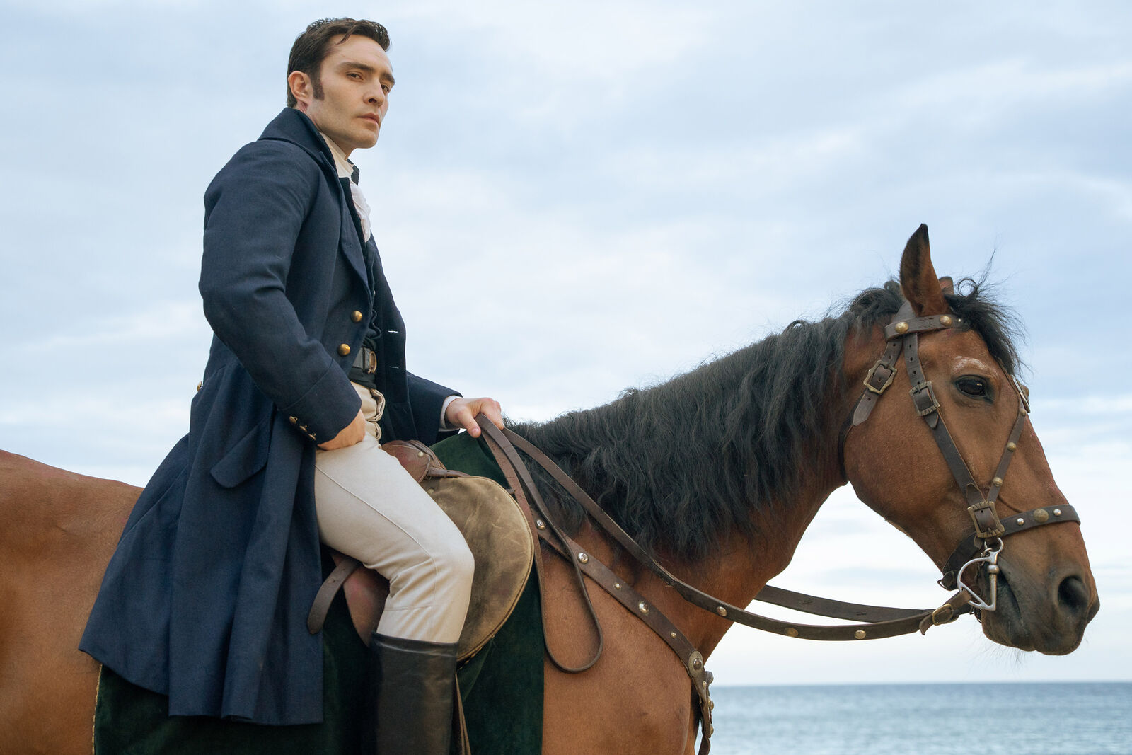 Ed Westwick interpreta a Lord James Brooke en Sandokán