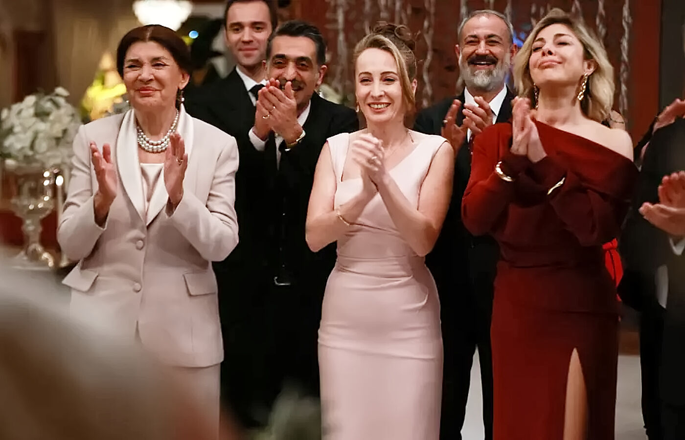 La familia al completo celebra la unión en Una nueva vida