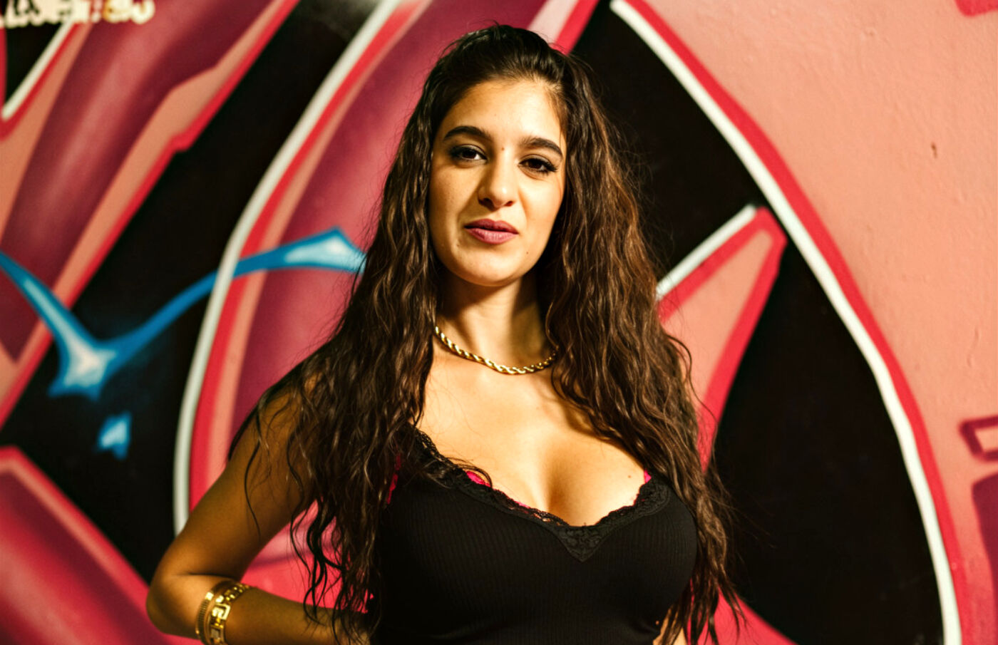 Candela Cruz como Fani en Las 3000 Maravillas