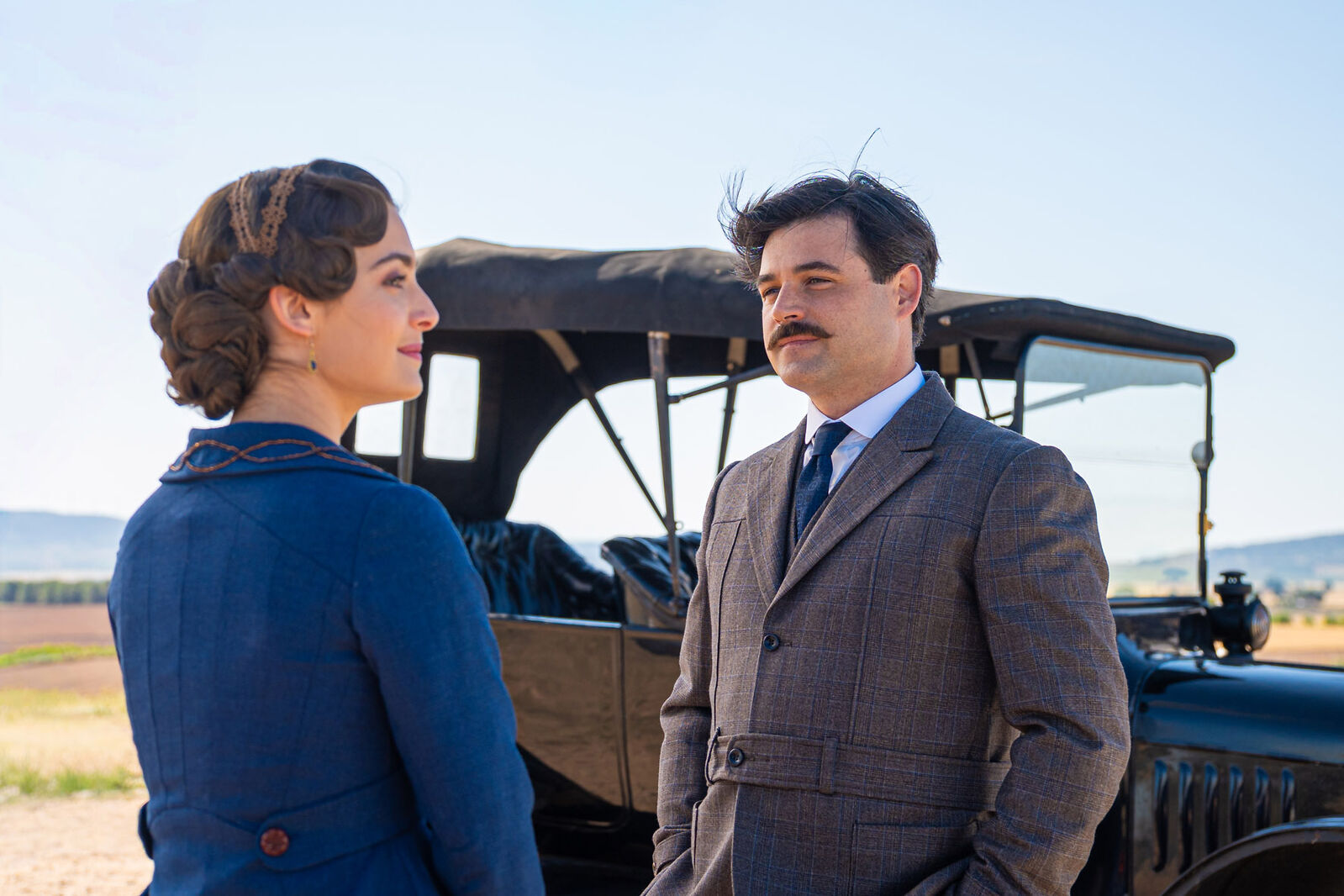 Julieta y Manuel durante su escapada en La Promesa