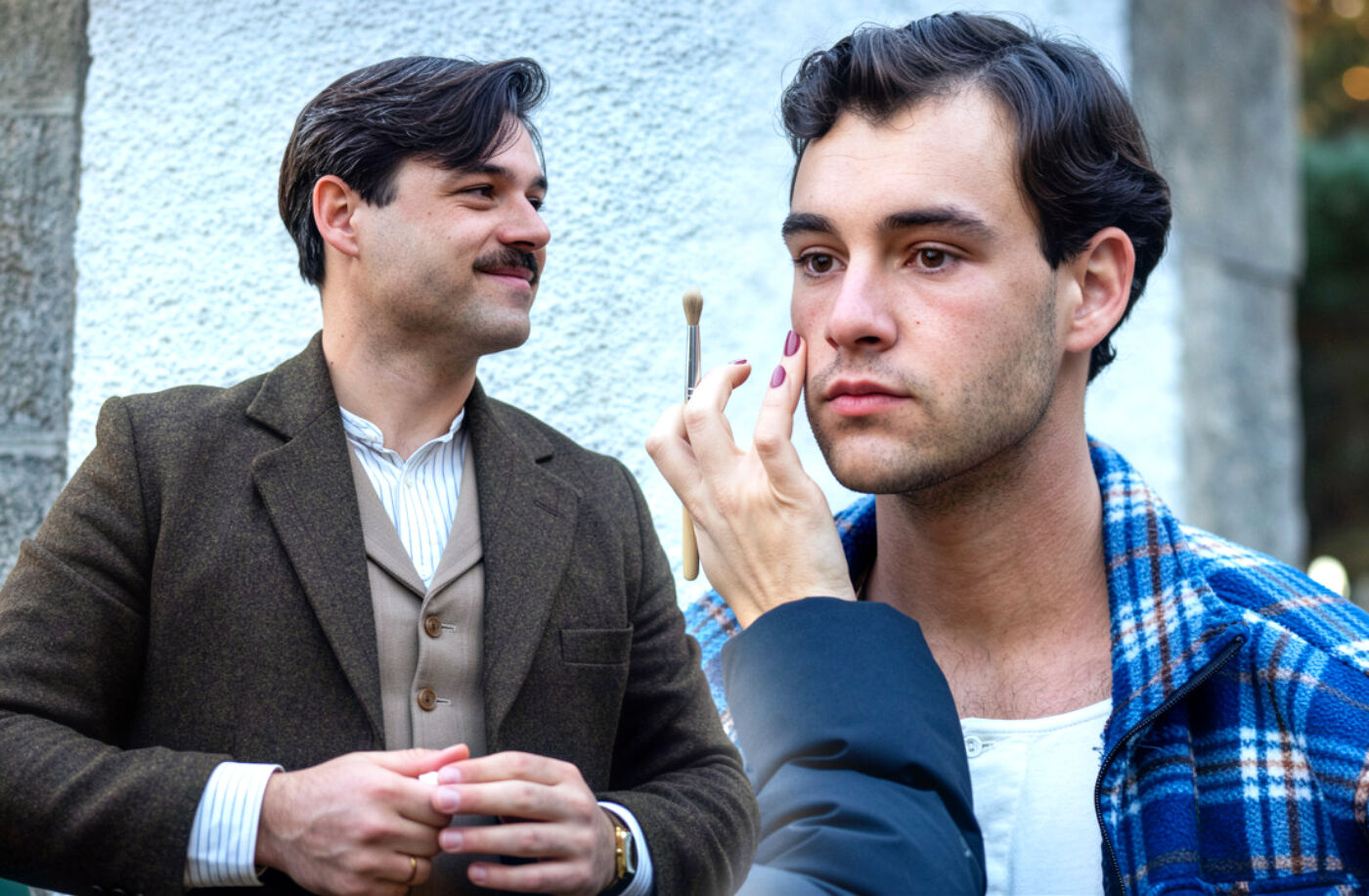Manuel y Curro, entre los personajes de La Promesa con mayor diferencia de edad respecto a sus actores