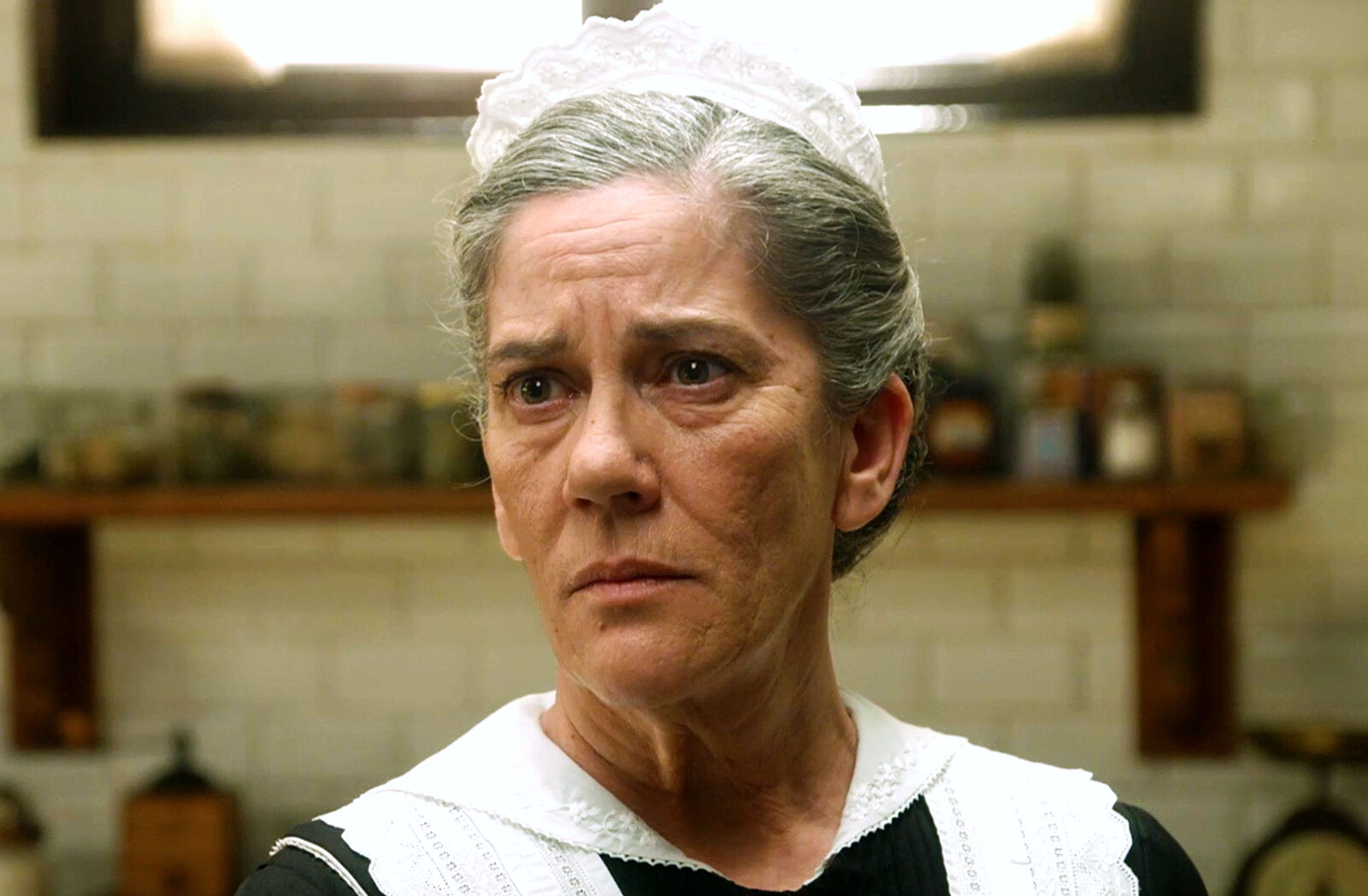 Petra, uno de los personajes de La Promesa cuya caracterización acentúa su imagen de mujer madura