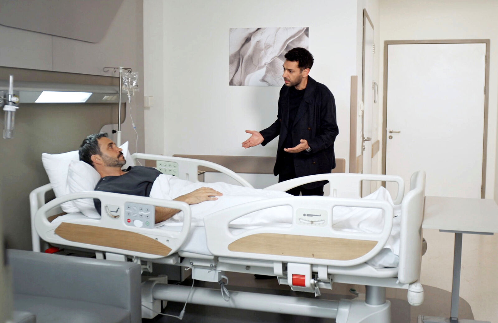Serhat intenta que Can le cuente la verdad sobre Berrak en El Secreto