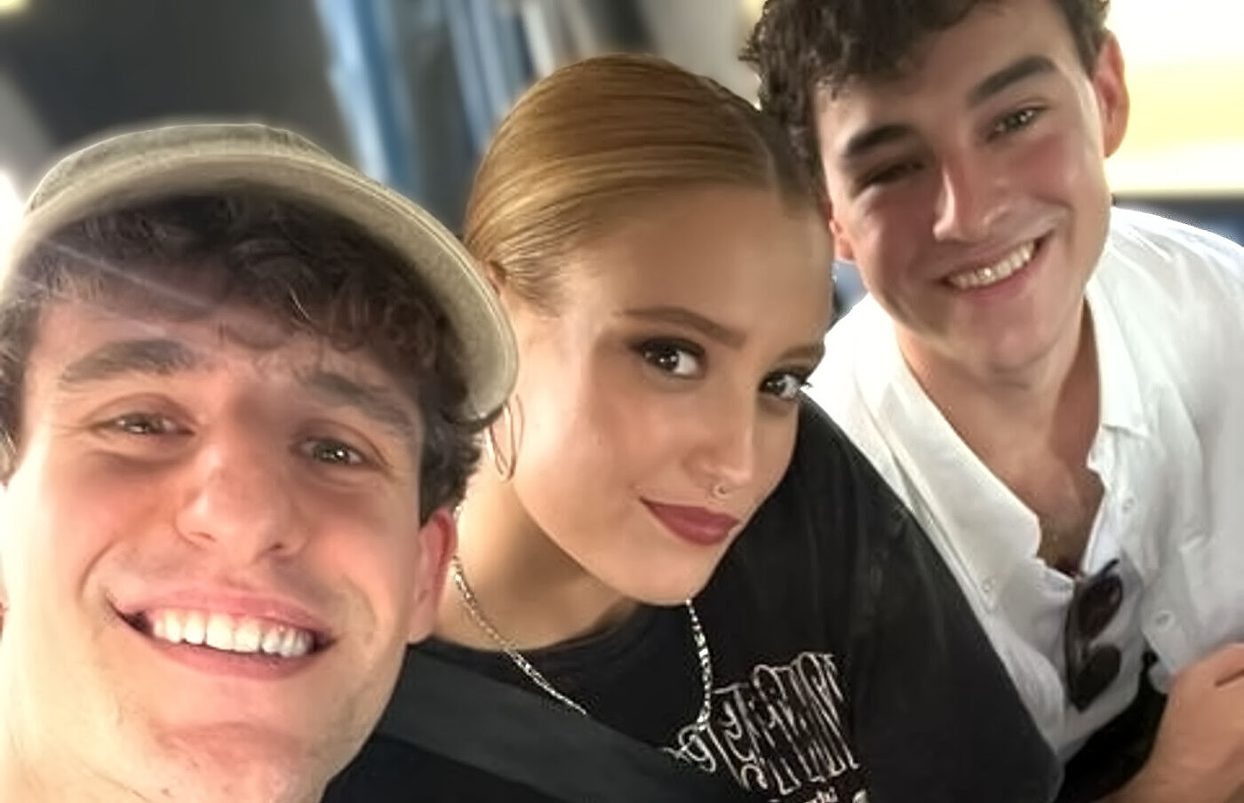 Los actores de La Promesa Enrique Fortún, Ana Garcés y Xavi Lock, en una imagen subida a las redes sociales