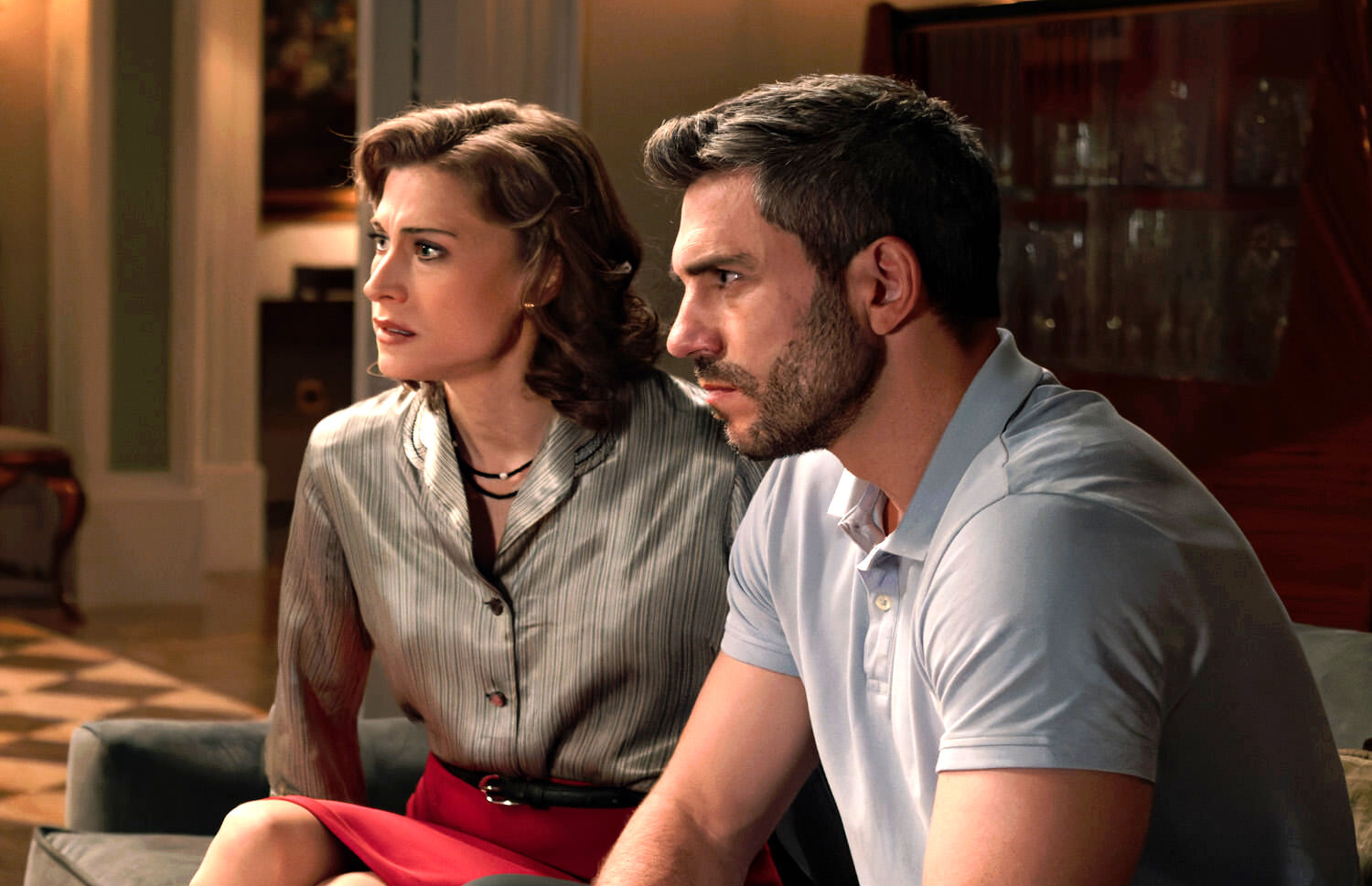 Marta y Andrés se enteran de que están despedidos en Sueños de libertad