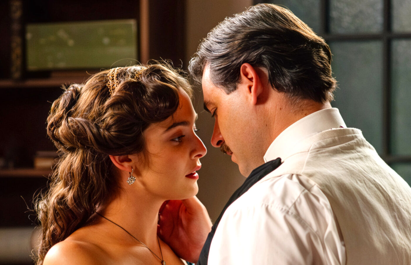 La primera noche de pasión de Manuel y Julieta en La Promesa