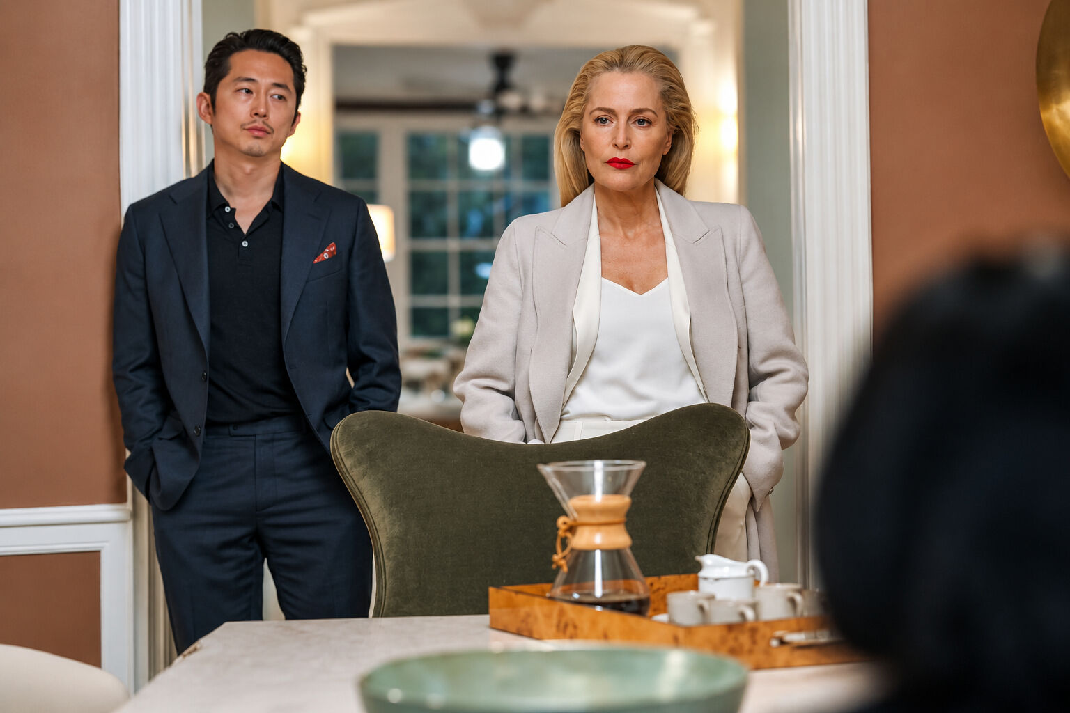 Gillian Anderson y Steven Yeun, al frente del reparto secundario de Animales